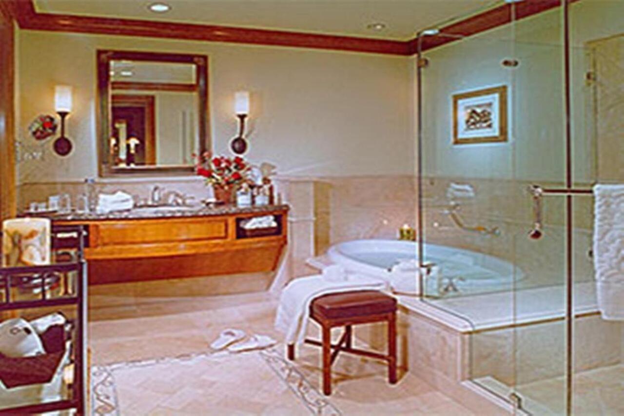 The Rose Hotel Pleasanton Ngoại thất bức ảnh