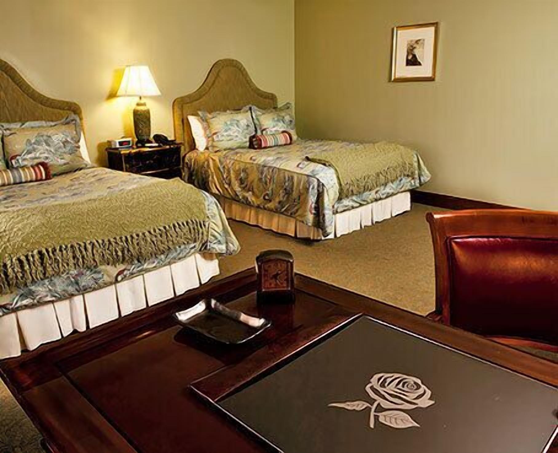 The Rose Hotel Pleasanton Ngoại thất bức ảnh