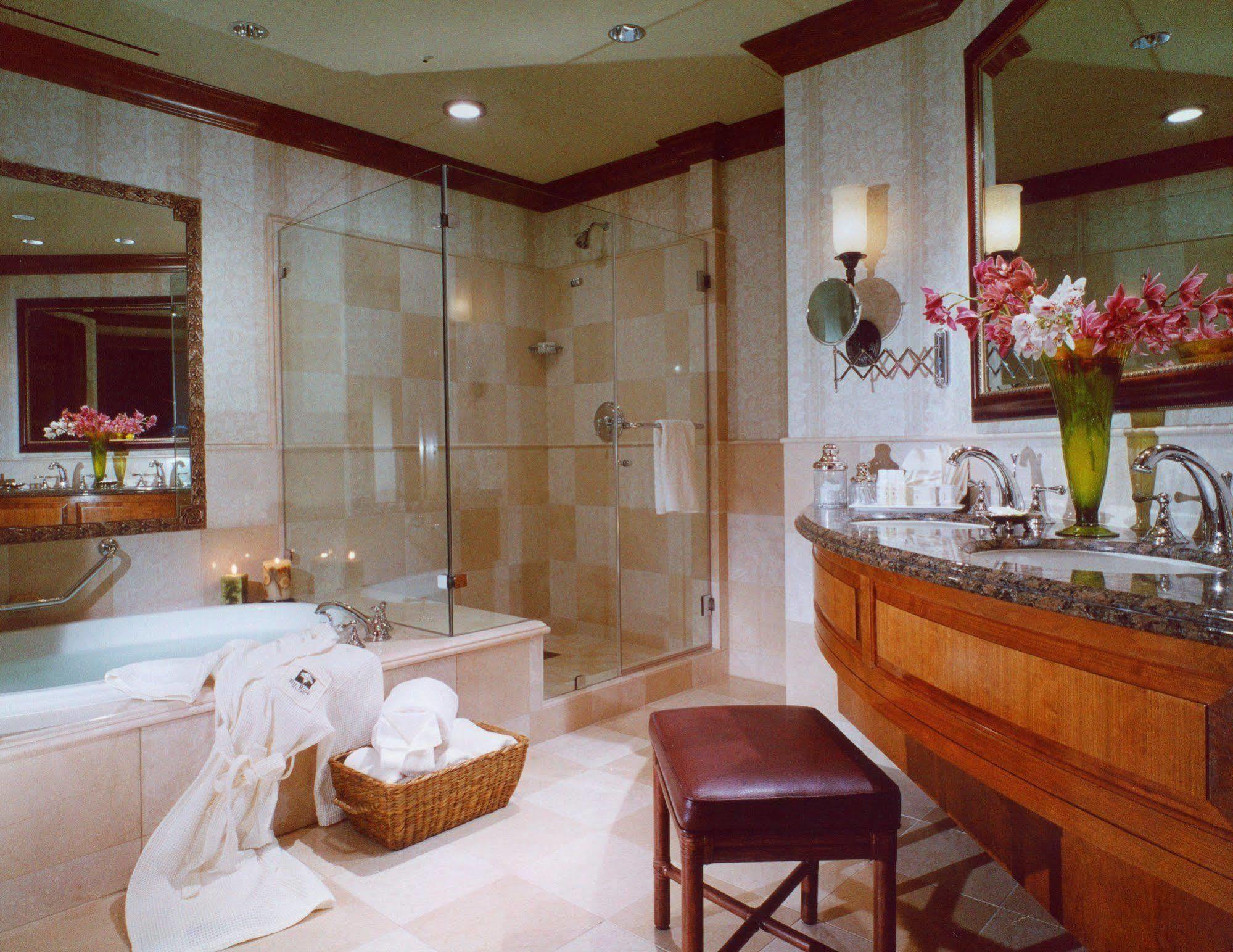 The Rose Hotel Pleasanton Ngoại thất bức ảnh